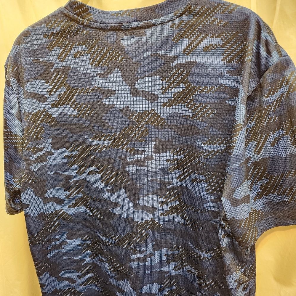 Everlast Tee - Picture 4 of 6